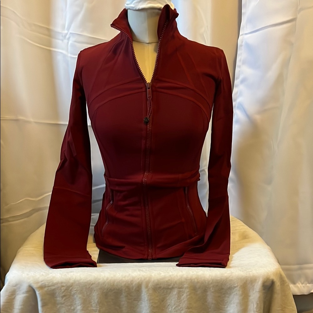 lululemon athletica Red Fitted Zip-Up Jacket with High Collar and Long Sleeves